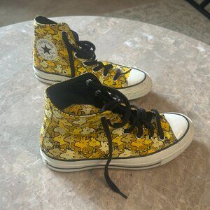 Converse X Peanuts Chuck Taylor 70 Unisex High Top Sneaker size M-6, W-8